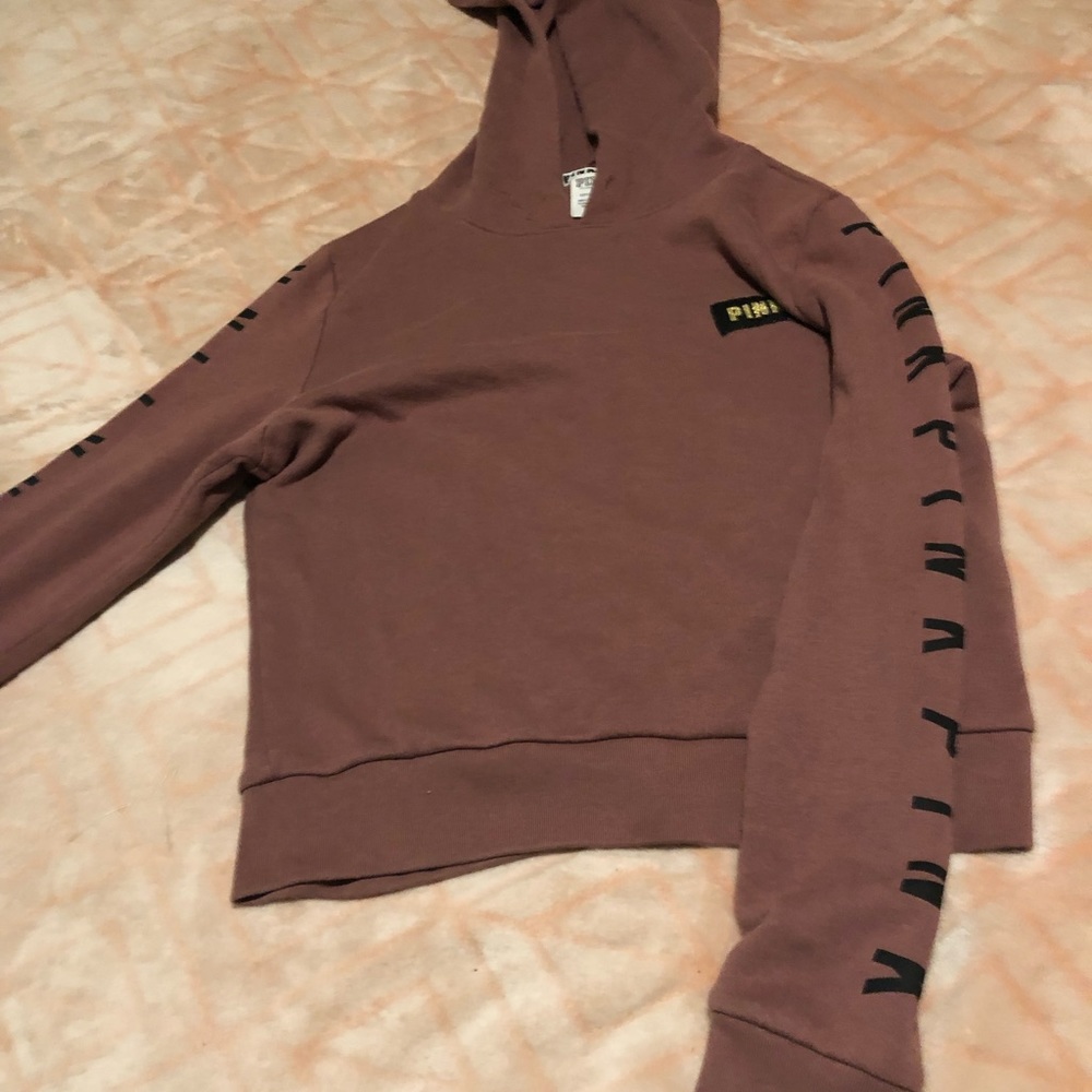 PINK VS hoodie